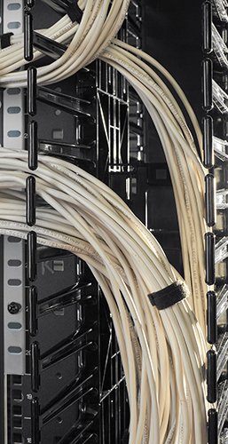 VERTICAL CABLE MANAGER